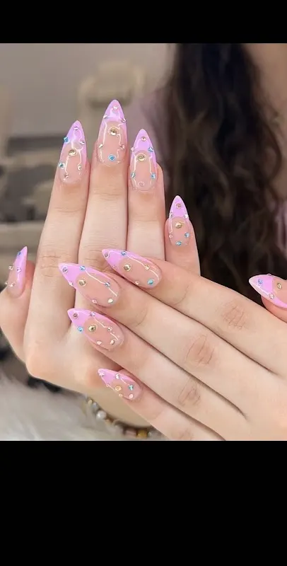 Chic Nails (20%off first time visit) — Nail salon in Fenton